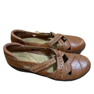 Clarks Leather Tan Flats Loafers 9 1/2 N Shoes Woven Mary Jane
